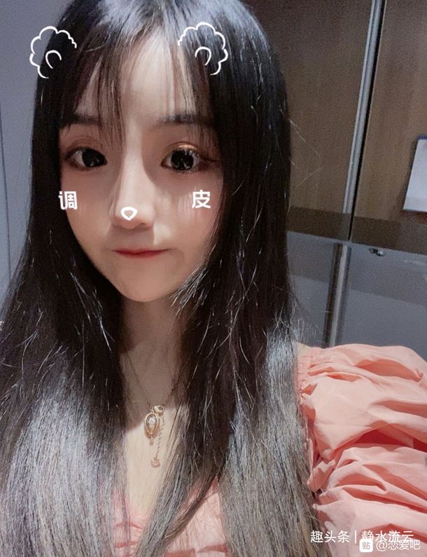 拥抱时男生有反应女生知道吗