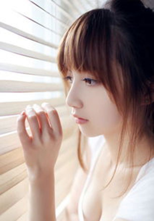 怎么回事，越来越多香港人往内地跑