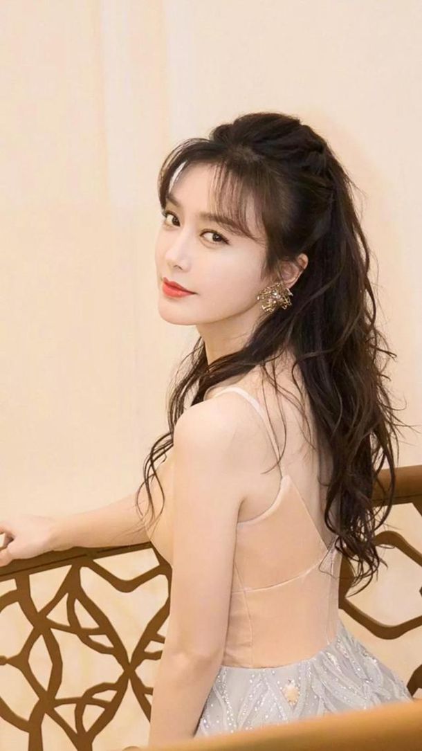 拿了40多年油漆刷 如今拿起毛笔学国画带弟子