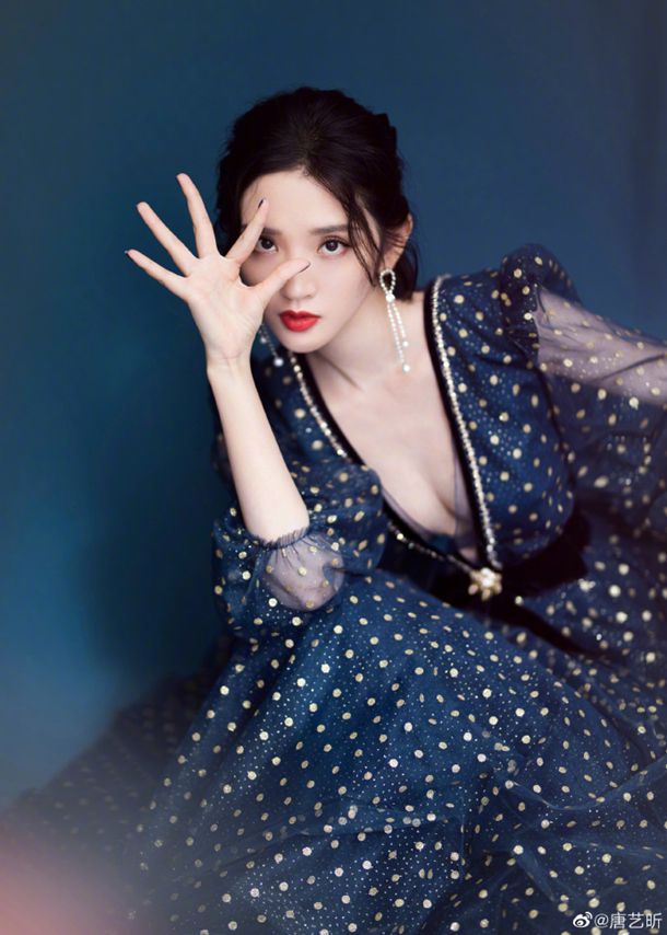 何捷教官个人资料 为什么会喜欢张馨予她过去的黑料真的不重要吗