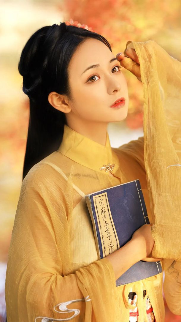 凯多大妈复活后袭击蜂巢岛，欲救出布琳却扑空，青雉惨遭他们杀害